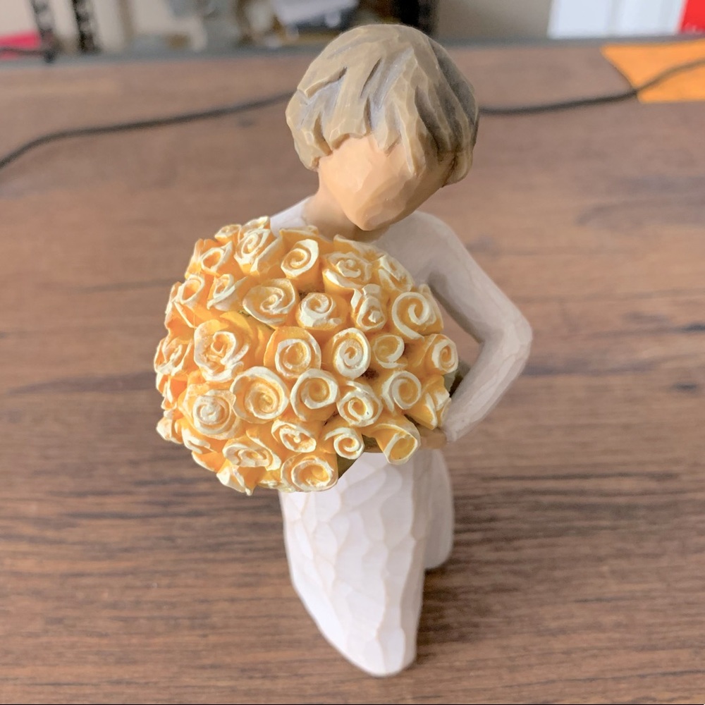 Willow tree Good Cheer figurine